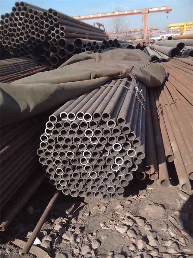 青岛小口径无缝钢管