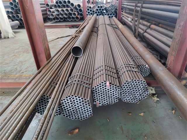 青岛15crmog无缝钢管