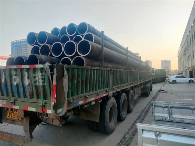 青岛45#结构无缝钢管