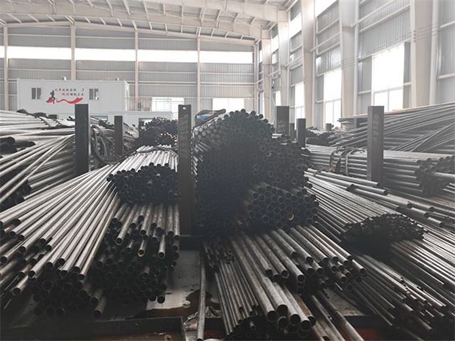 青岛45#精密无缝钢管加工