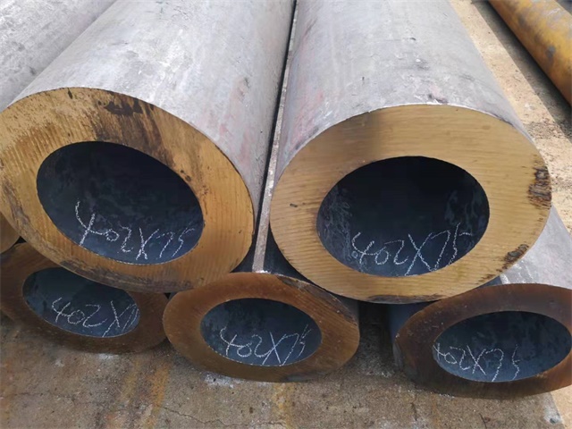 青岛35#厚壁无缝钢管