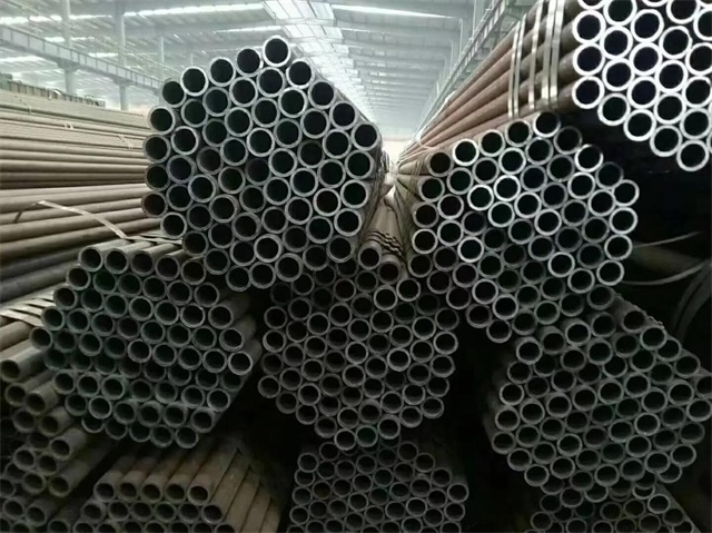 青岛20#石油裂化用无缝钢管